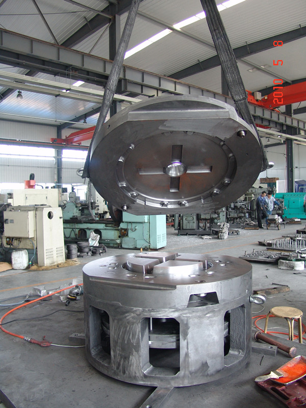 Flange low pressure mold